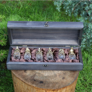 Набор стопок перевертышей в коробке из дерева